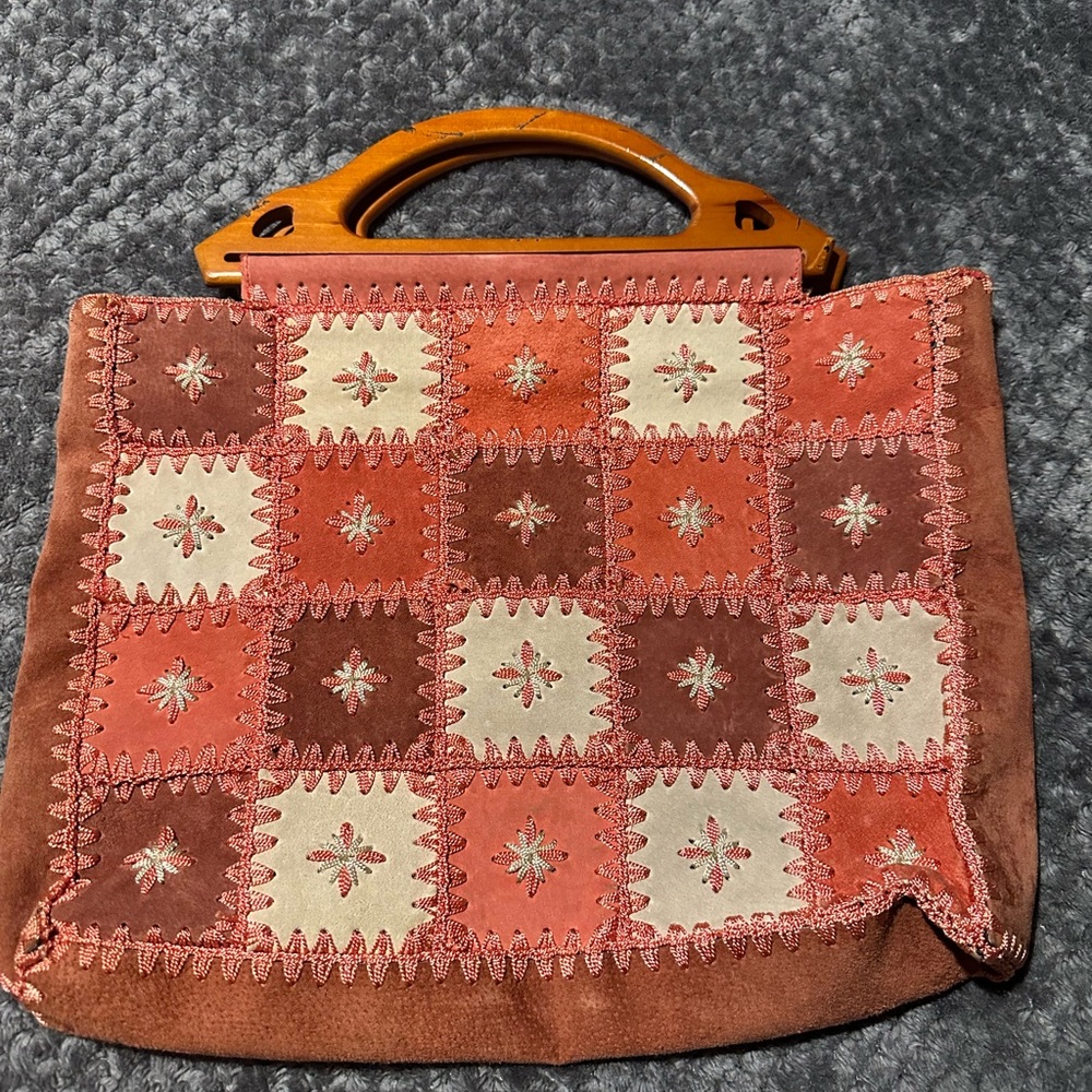 Nine West handbag with wood handle. Used just twice!